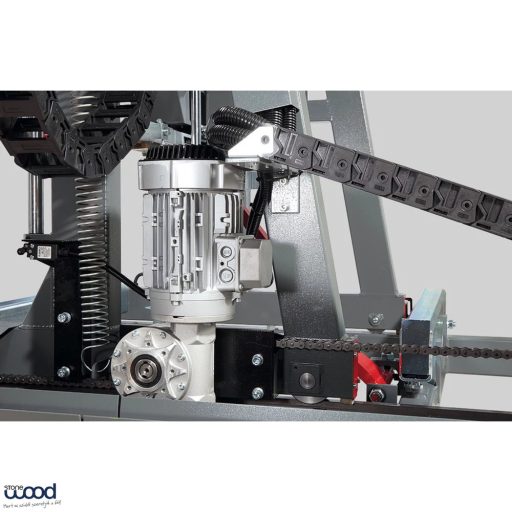 Pilous CTR 800 H vízszintes szalagfűrész